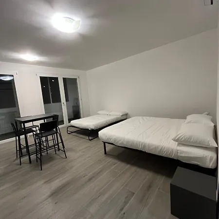 Alessandrino Apartamento *