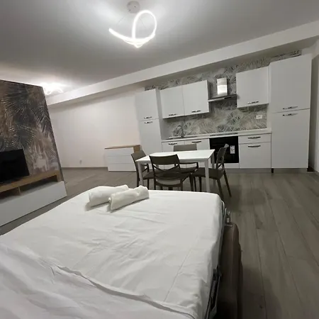 Lejlighed Alessandrino Rom